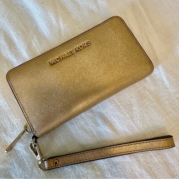MK wallet - Picture 1 of 5
